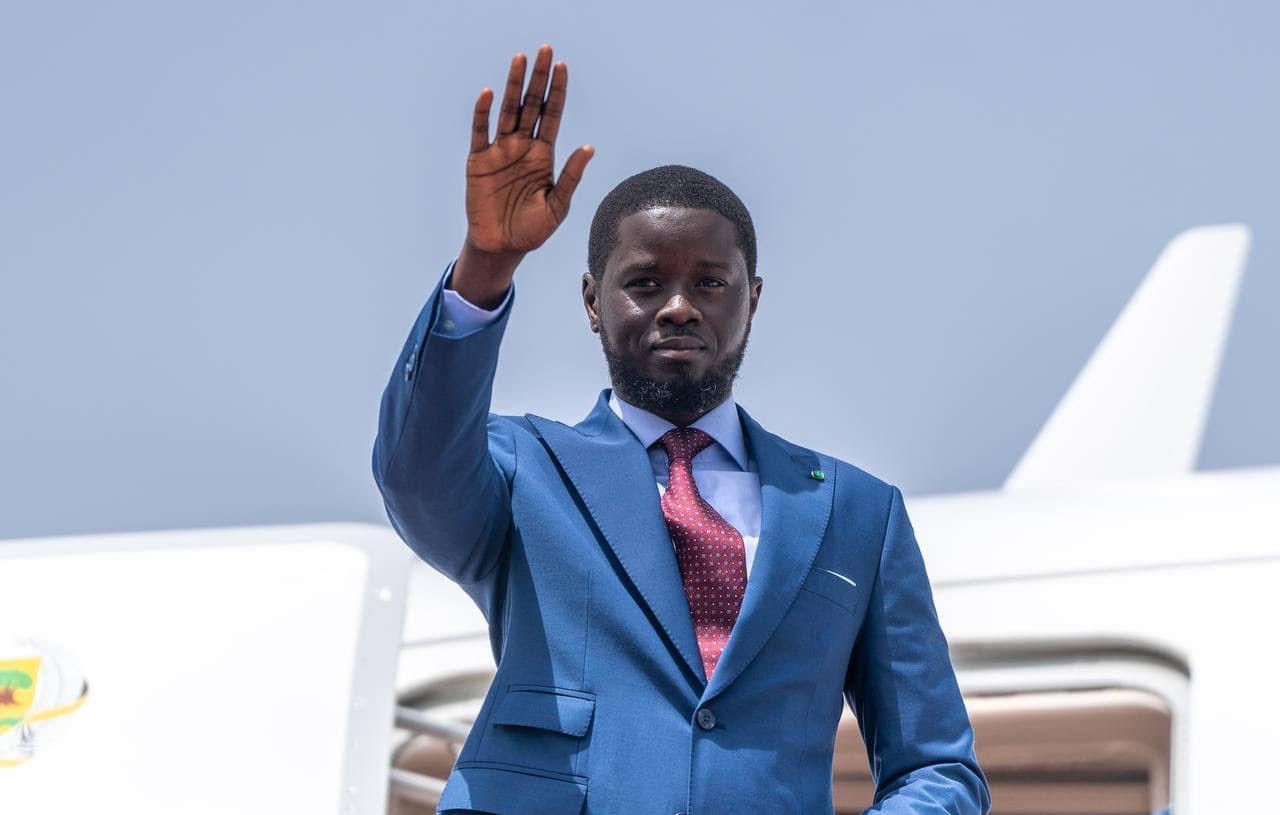 Sommet de la CEDEAO: Le Président Faye a quitté Dakar pour Abuja (photos)