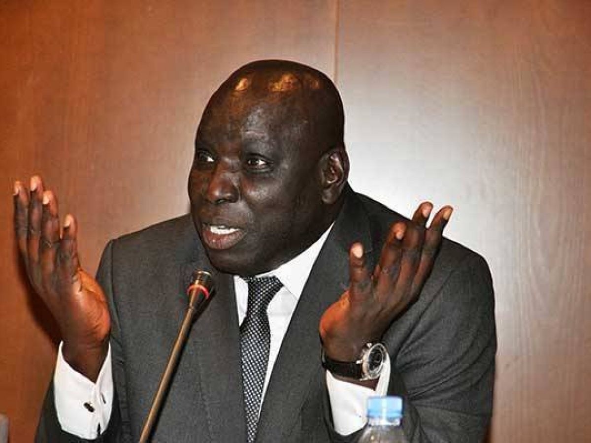 Madiambal Diagne dénonce : « 12,1 milliards F CFA dépensés par la primature en 3 mois »