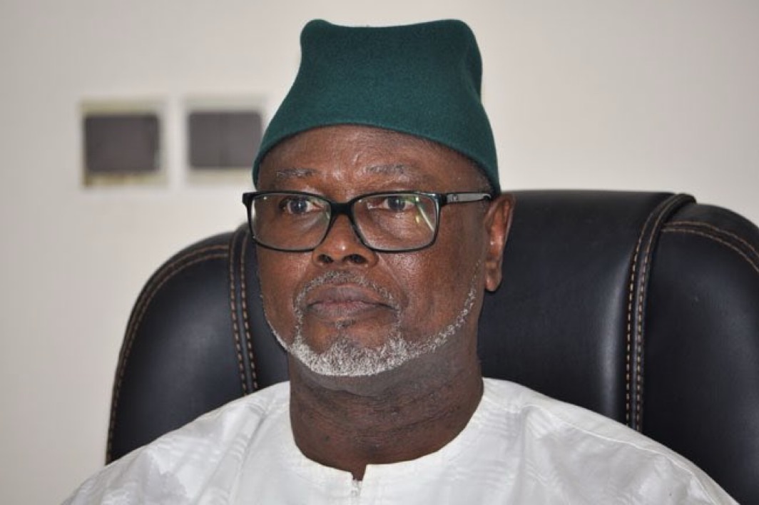 Alioune Tine du Think Tank Afrikajom : S&rsquo;il vous plait Soyez coherent et respectueux de nos Institutions