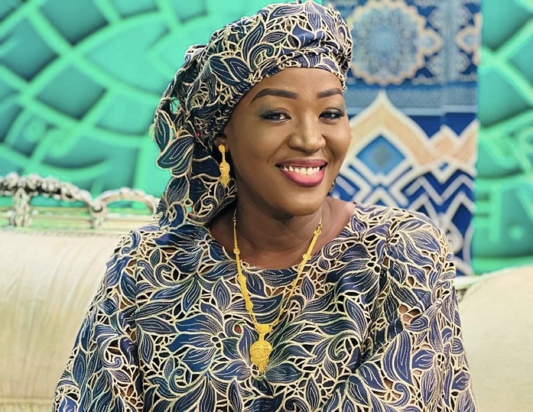 Démission de Faty Dieng : La journaliste quitte le Groupe Futurs Médias après 12 ans