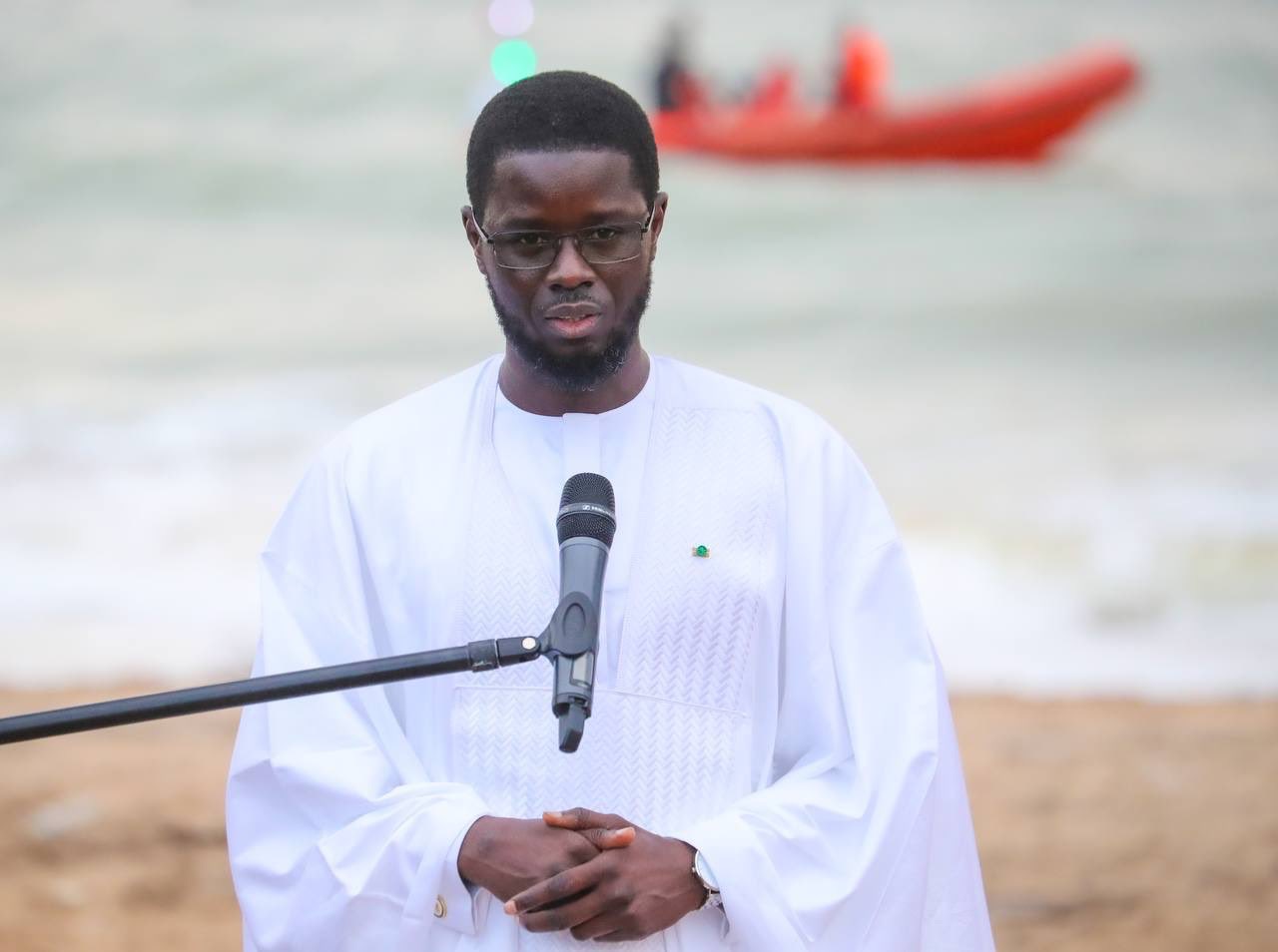 Chavirement tragique d&rsquo;une pirogue à Mbour : Le président Bassirou Diomaye exprime sa solidarité et promet des sanctions sévères