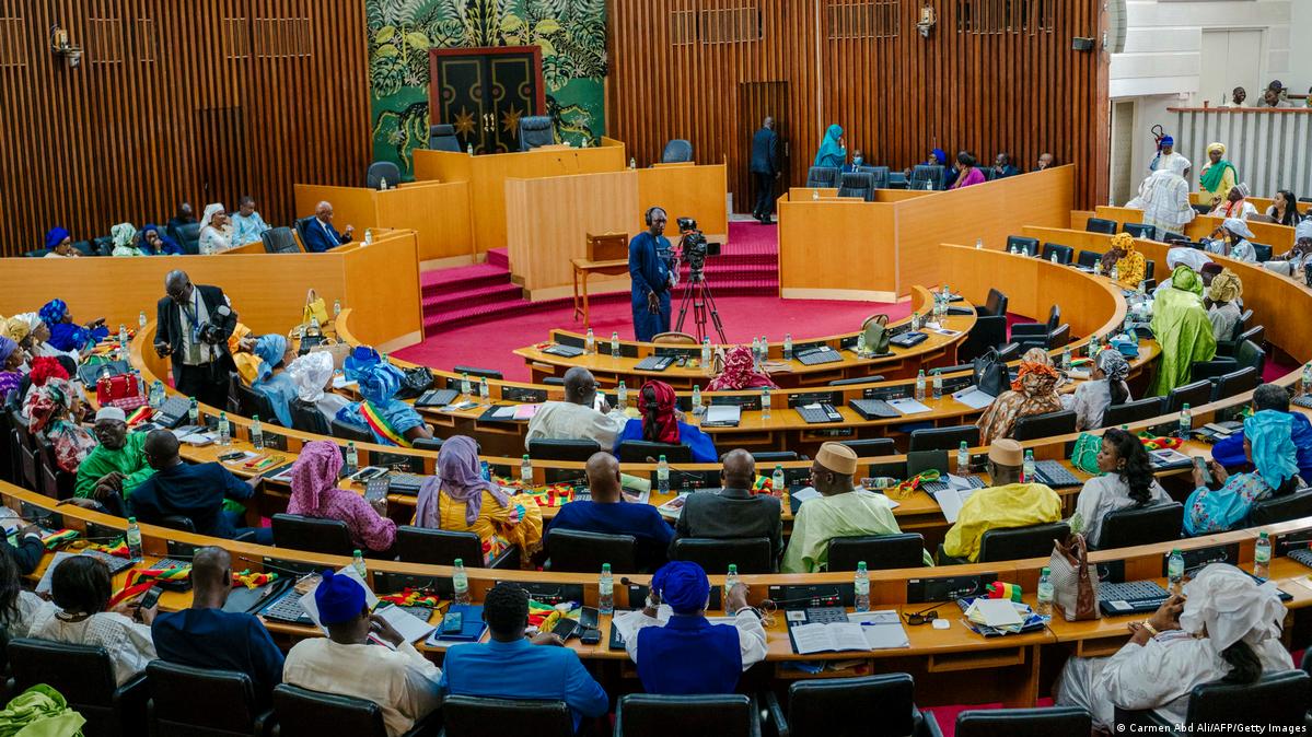 Fonds Force Covid-19 : Cinq anciens ministres accusés de détournement seront auditionnés par l’Assemblée nationale