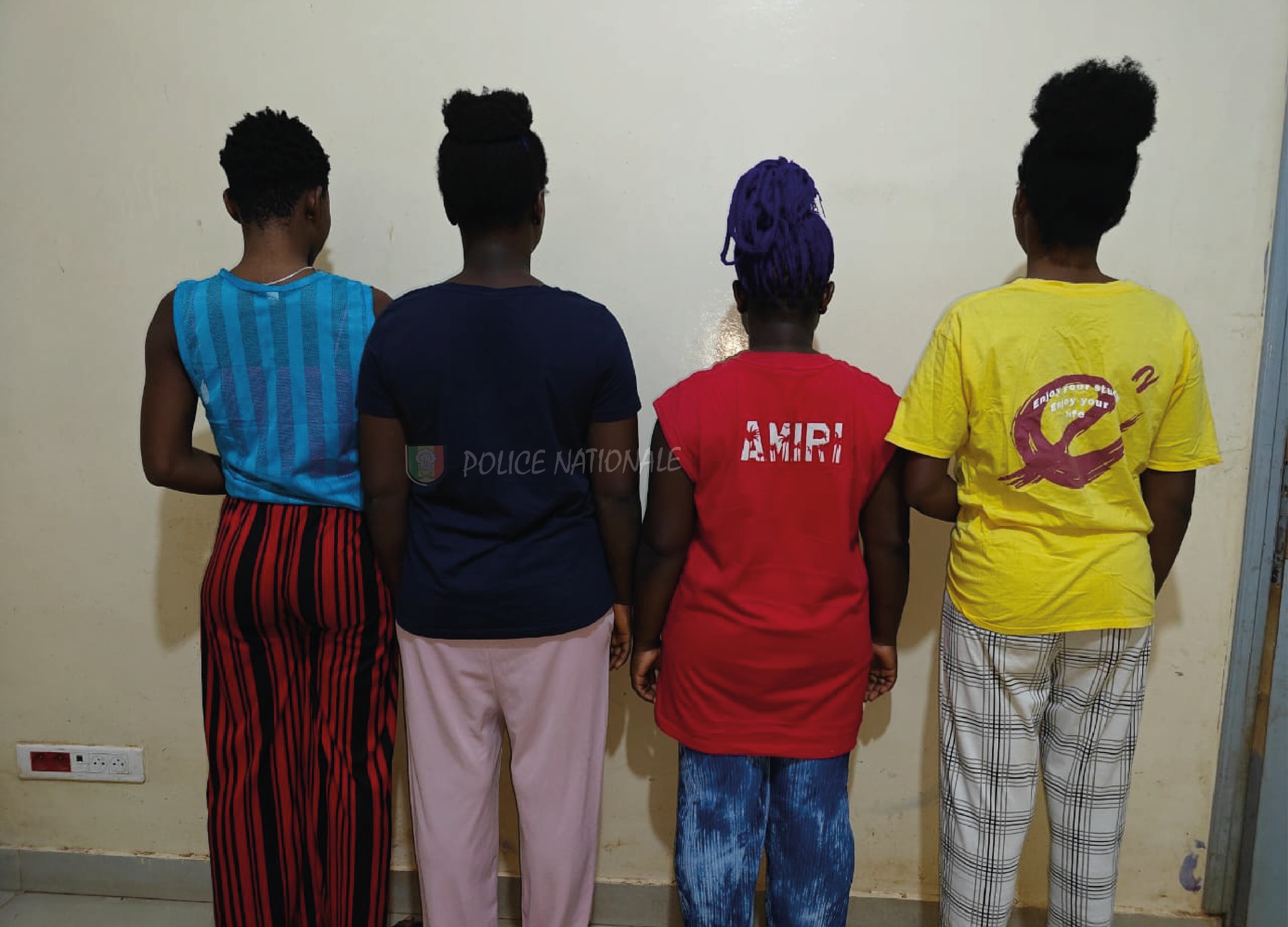 Kédougou : une femme étrangère arrêtée pour traite de personnes, proxénétisme et faux documents