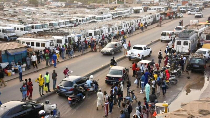 Crise du transport : blocage total entre l’État et les syndicats, la grève se durcit