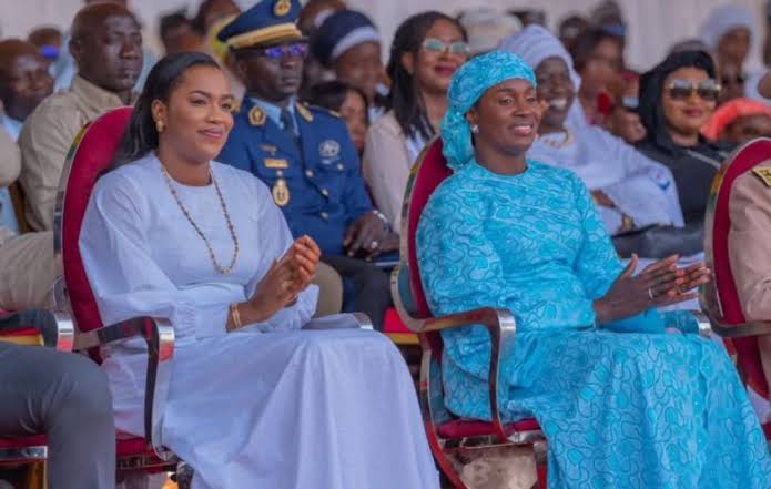 Premières Dames au Sénégal : entre action sociale, influence politique et exigence de transparence