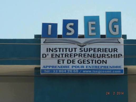 Blocage des diplômes à l’ISEG : 978 anciens étudiants interpellent le ministre de l’Enseignement supérieur