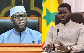 Code électoral : El Malick Ndiaye évoque une “erreur matérielle” après la polémique des deux versions de la loi